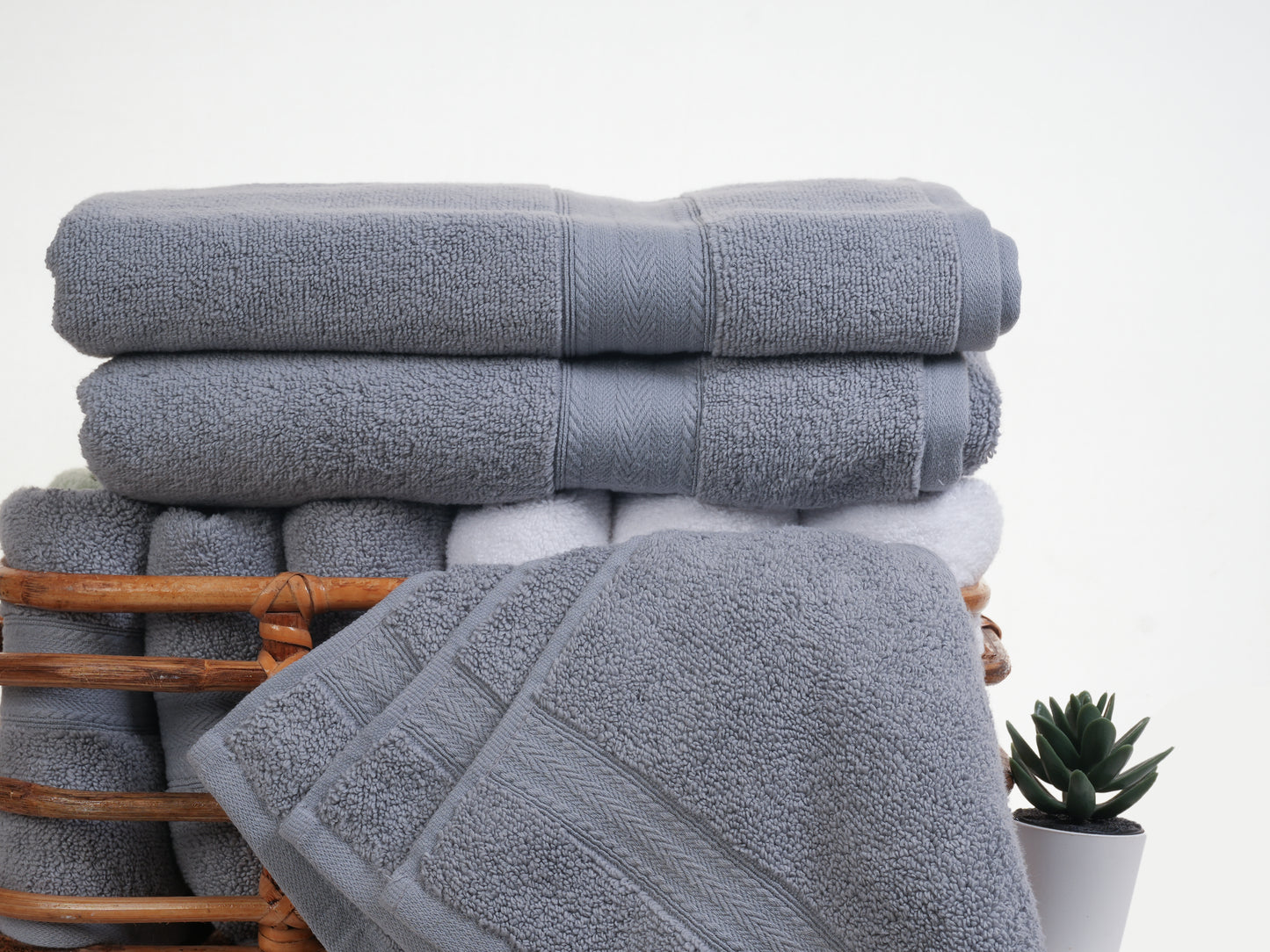 Cotton Bliss 4-Piece Bath Towels Set